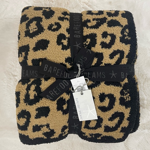 Barefoot Dreams In The Wild Blanket - Camel / Black - Picture 2 of 7